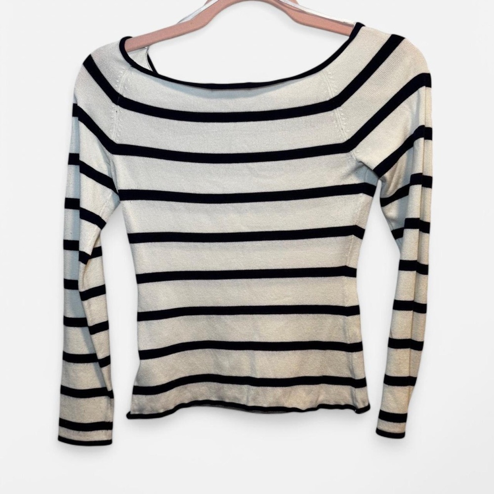 H&M white and navy striped long sleeve off the shoulder top - Picture 5 of 7